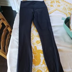 Lululemon wunder under luxtreme black size 4